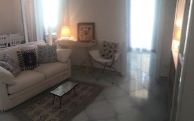 delizioso appartamento con terrazzetta
